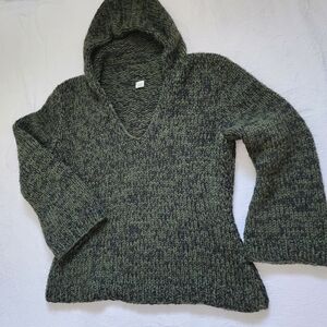 Nepal Hand Crafted Hooded Warm Wool Sweater